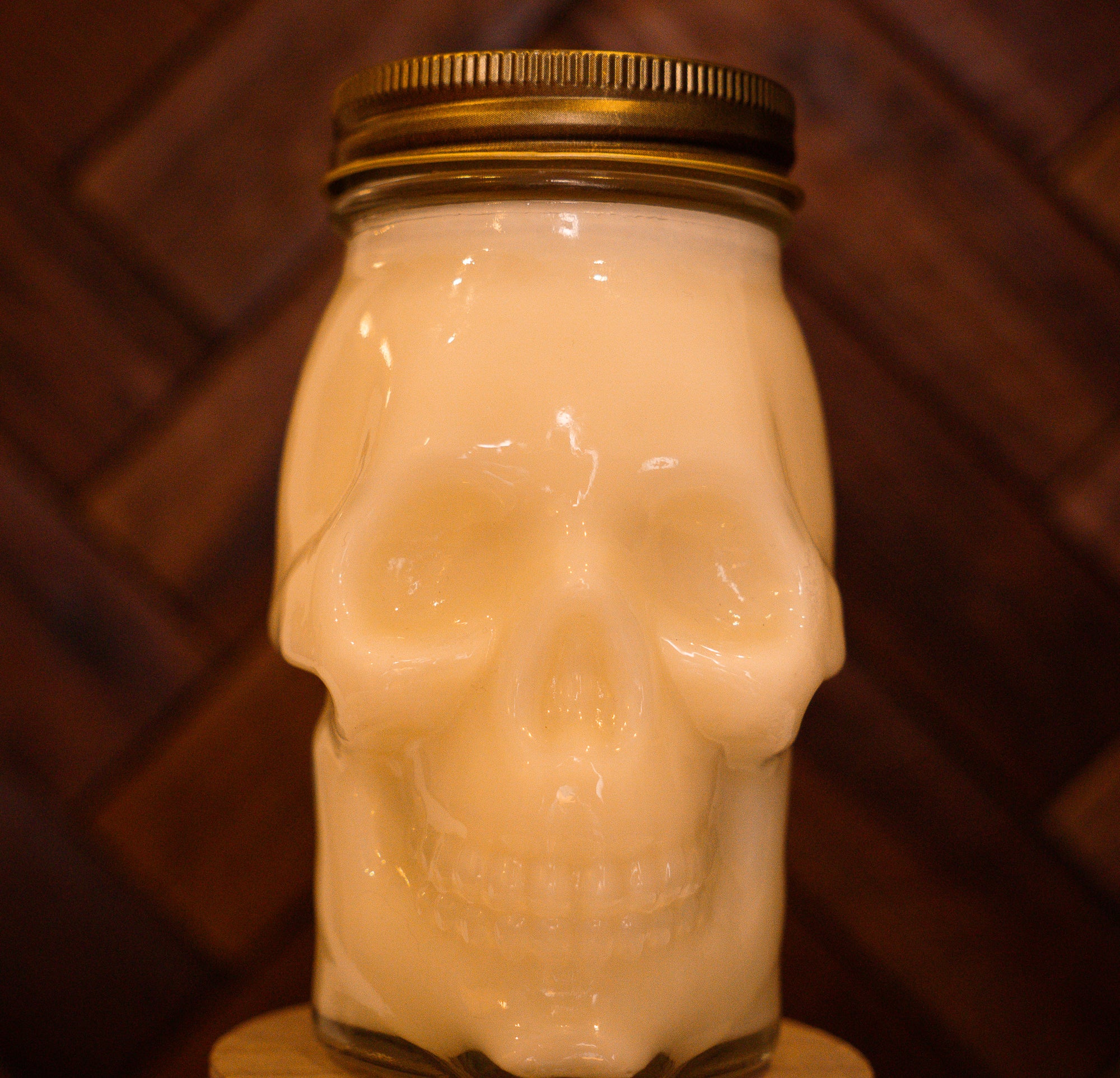 Twilight Woods scented Skull Candle