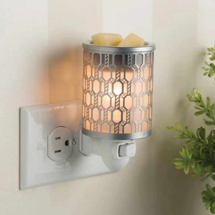 Filigree Pluggable Warmer